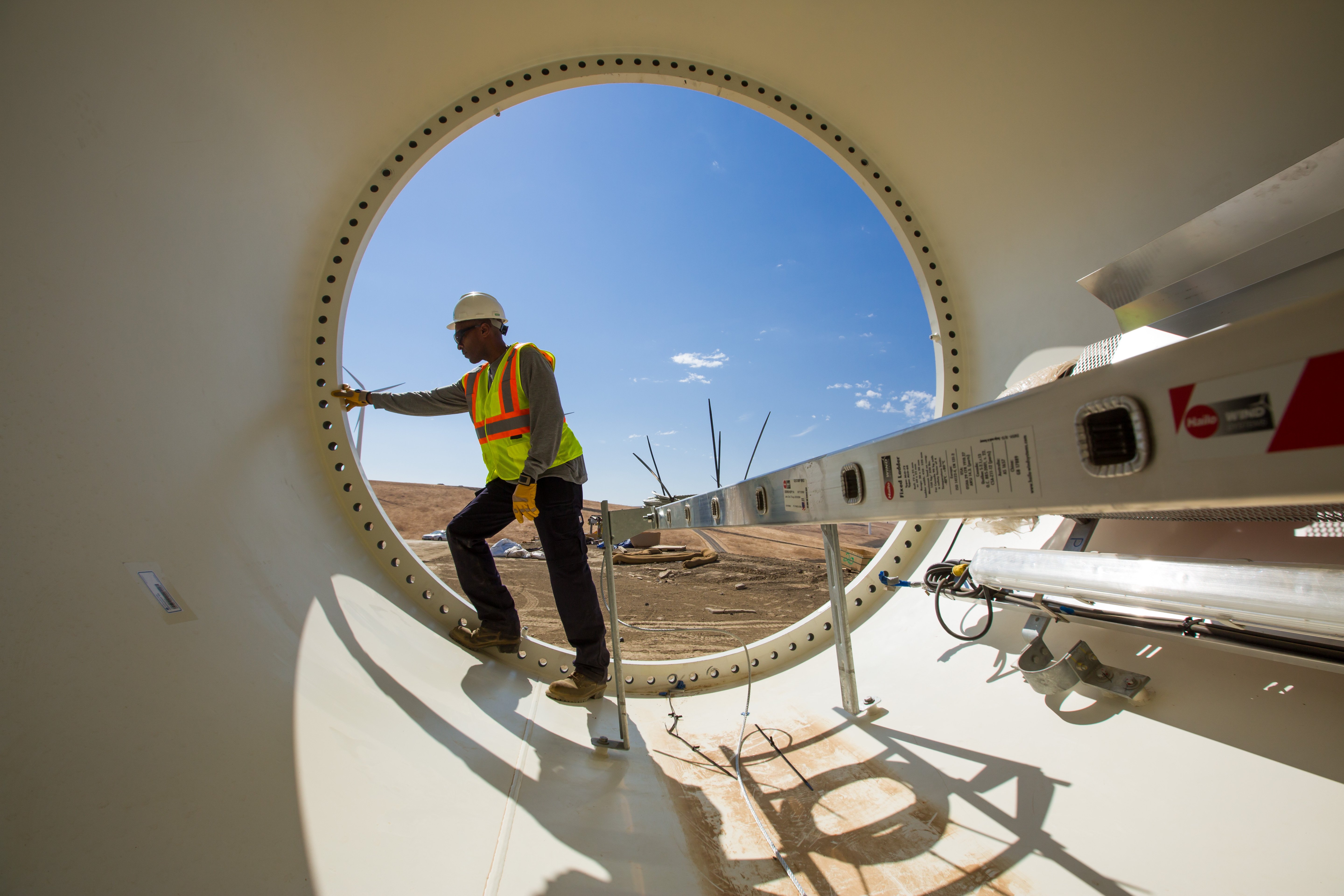 wind tech in wind turbine